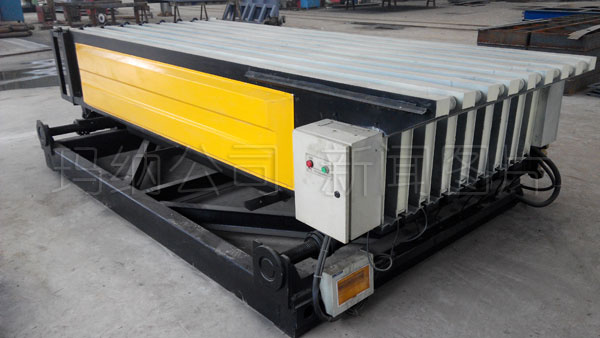 M01����C(j��)�DƬ