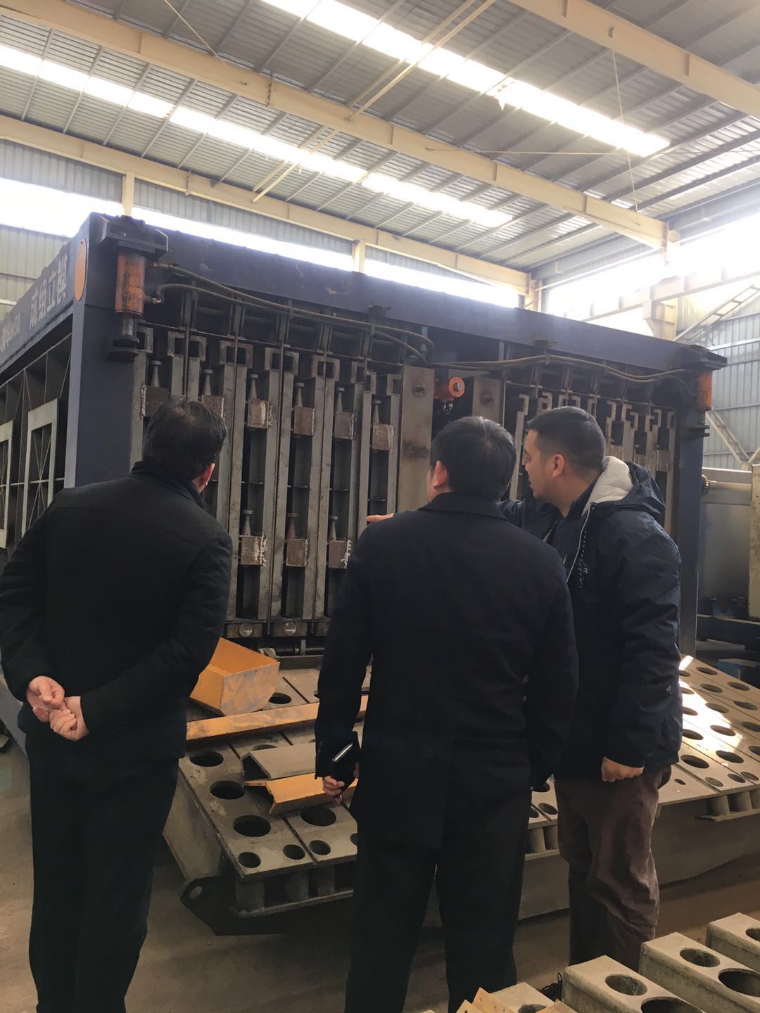 ����F(tu��n)���^�ɽM��ģ����C(j��)3